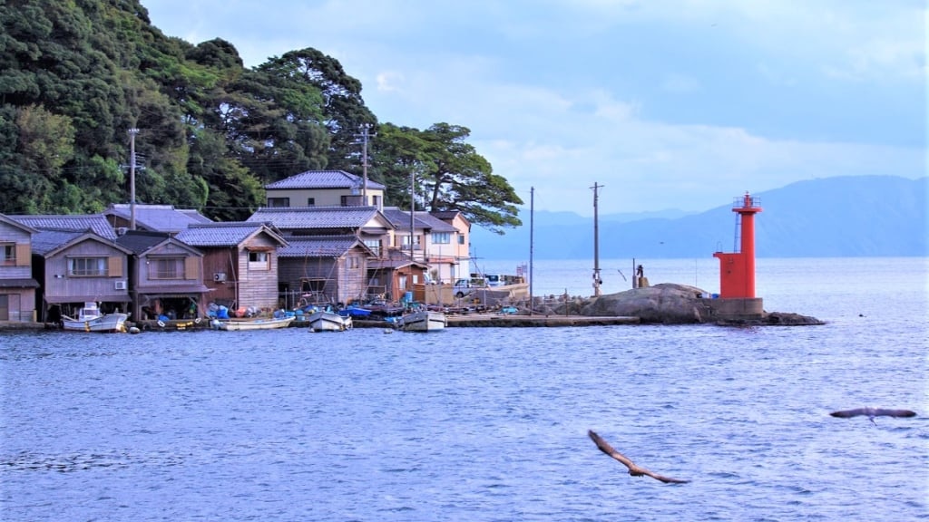 伊根龜山地區紅燈塔