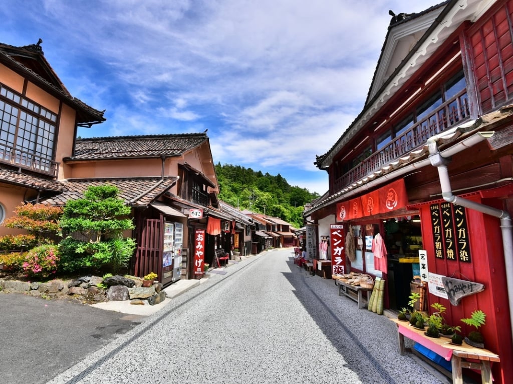 備中高粱吹屋故鄉村