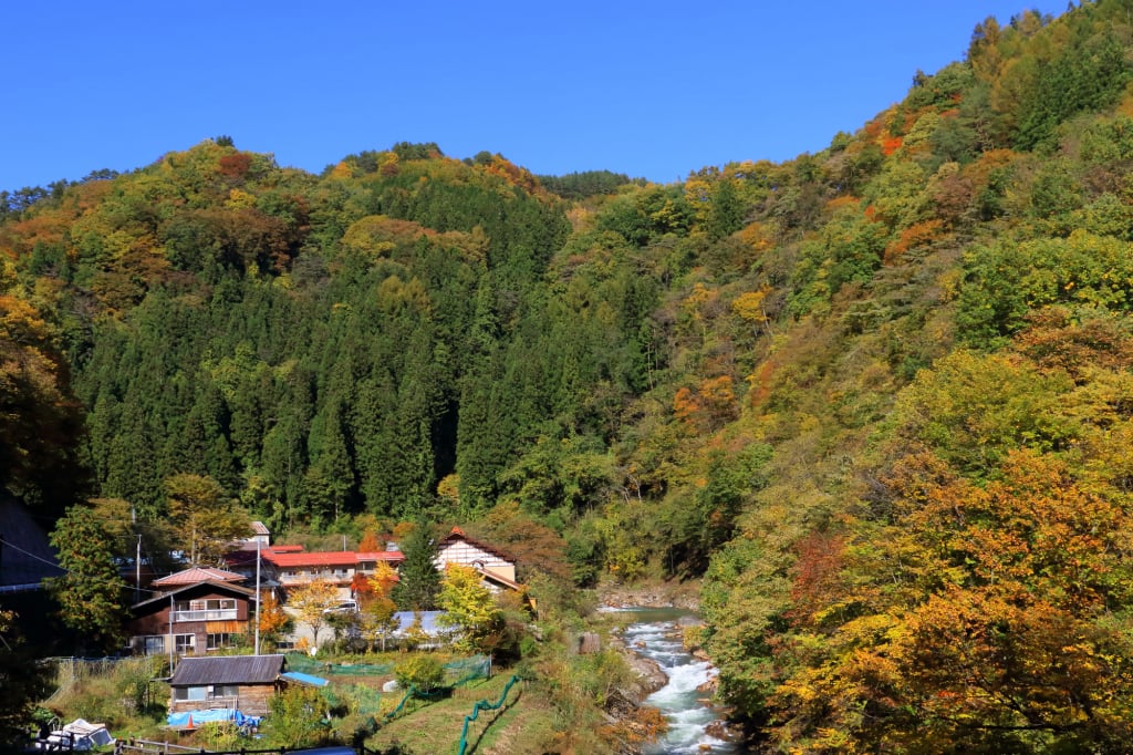 日本特殊地名 有趣站名 尻燒溫泉 群馬